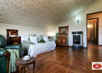 Salotto - Attico Loc. Rocca
 
5, Stella - foto 16