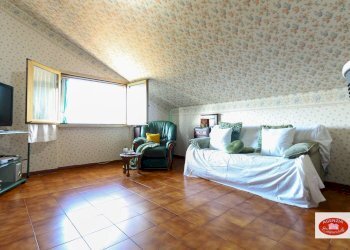 Salotto - Attico Loc. Rocca
 
5, Stella - foto 17