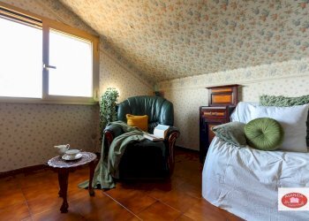 Salotto - Attico Loc. Rocca
 
5, Stella - foto 22