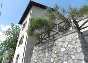 Foto 1 - Casa indipendente Careggine - foto 1