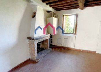 Foto 17 - Appartamento Barga - foto 17