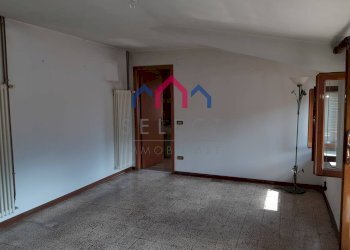 Foto 13 - Appartamento Barga - foto 13