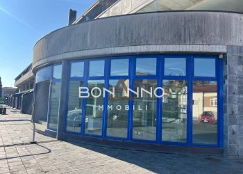 Foto 12 - Commercial Premises Via Giacomo Matteotti
 
14, Castelfranco Veneto - photo 11