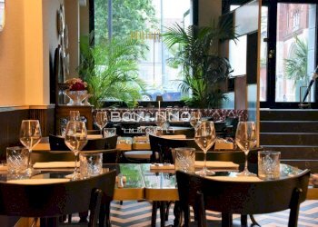 Foto 2 - Commercial Activity piazza signori
 
0, Vicenza - photo 2