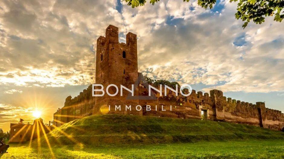 Foto 3 - Commercial Premises piazza giorgione, Castelfranco Veneto - photo 3