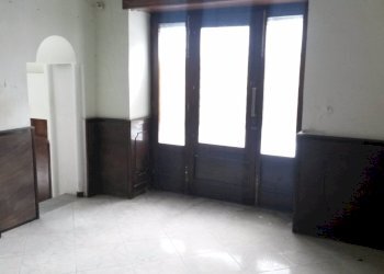 Foto 1 - Locale Commerciale piazza piediterra
 
1, Ottaviano - foto 1