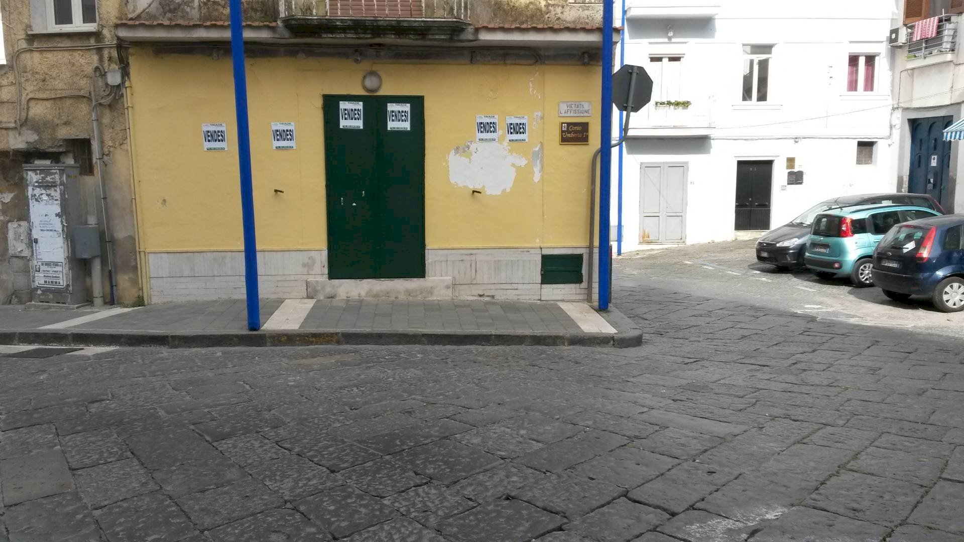 Foto 2 - Commercial Premises Piazza San Francesco
 
1, Ottaviano - photo 2