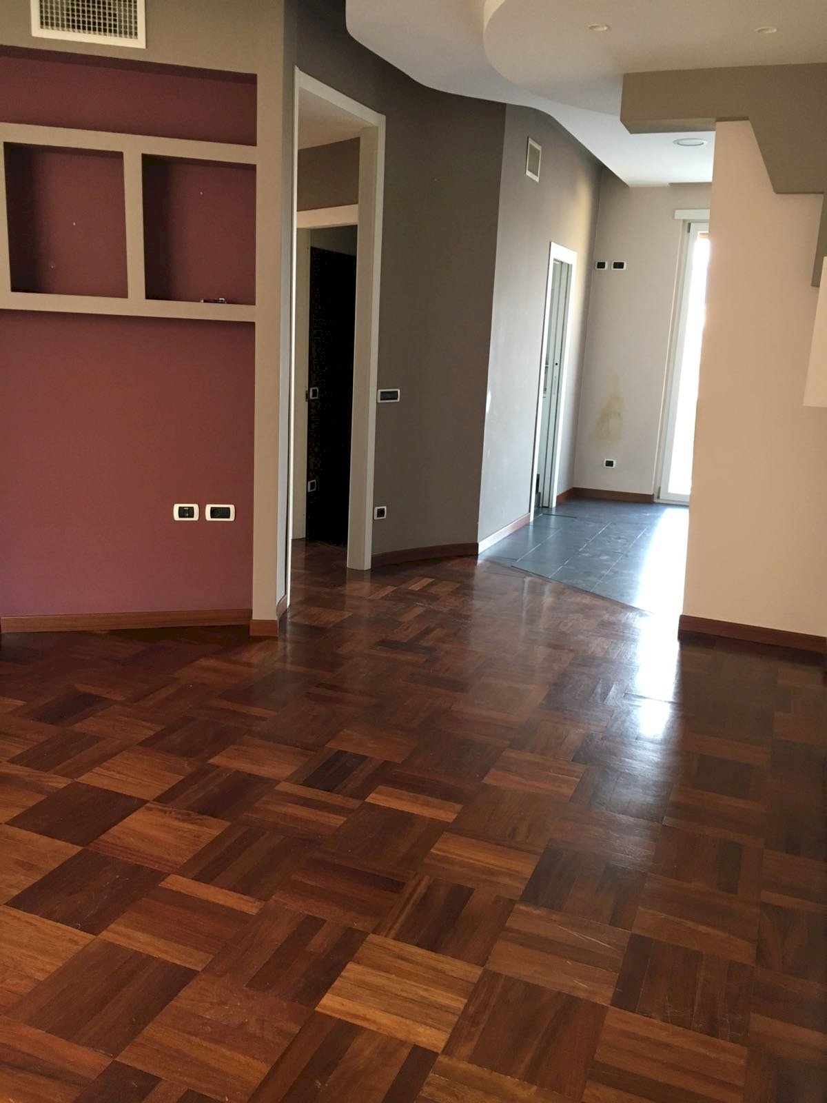 Foto 1 - Trilocale via vecchia sarno
 
1, Ottaviano - foto 1