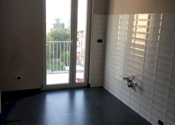 Foto 5 - Trilocale via vecchia sarno
 
1, Ottaviano - foto 5