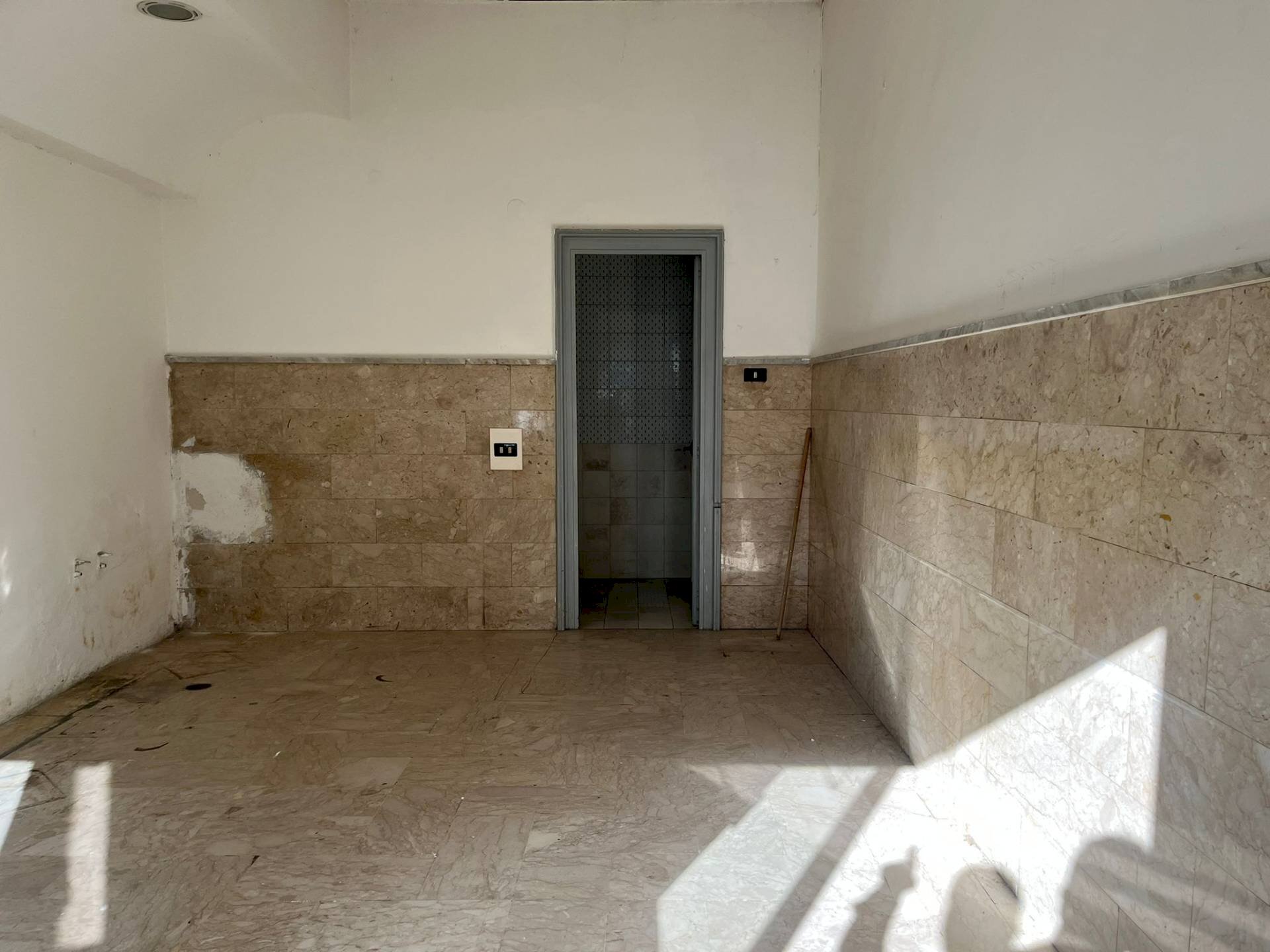 Foto 2 - Locale Commerciale Corso Umberto
 
10, Ottaviano - foto 2