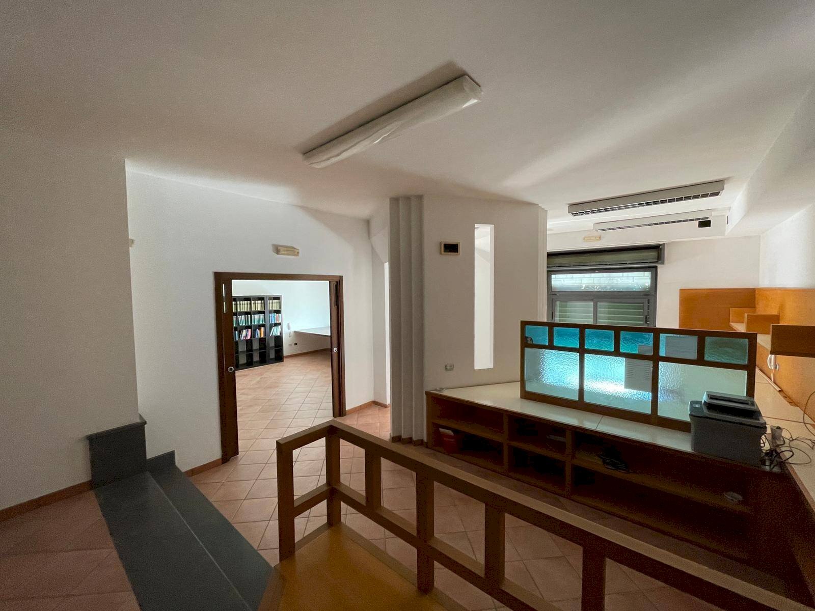 Foto 2 - Locale Commerciale via domenico beneventano
 
1, Ottaviano - foto 2