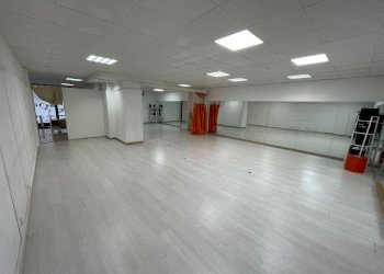 Foto 1 - Locale Commerciale Piazza Duca D'Aosta, Ottaviano - foto 1