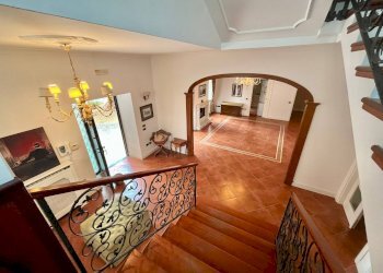 Foto 18 - Villa Via Silenzio
 
10, Ottaviano - foto 18