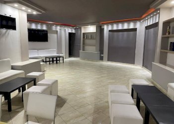 Foto 14 - Locale Commerciale Viale Elena
 
18, Ottaviano - foto 14