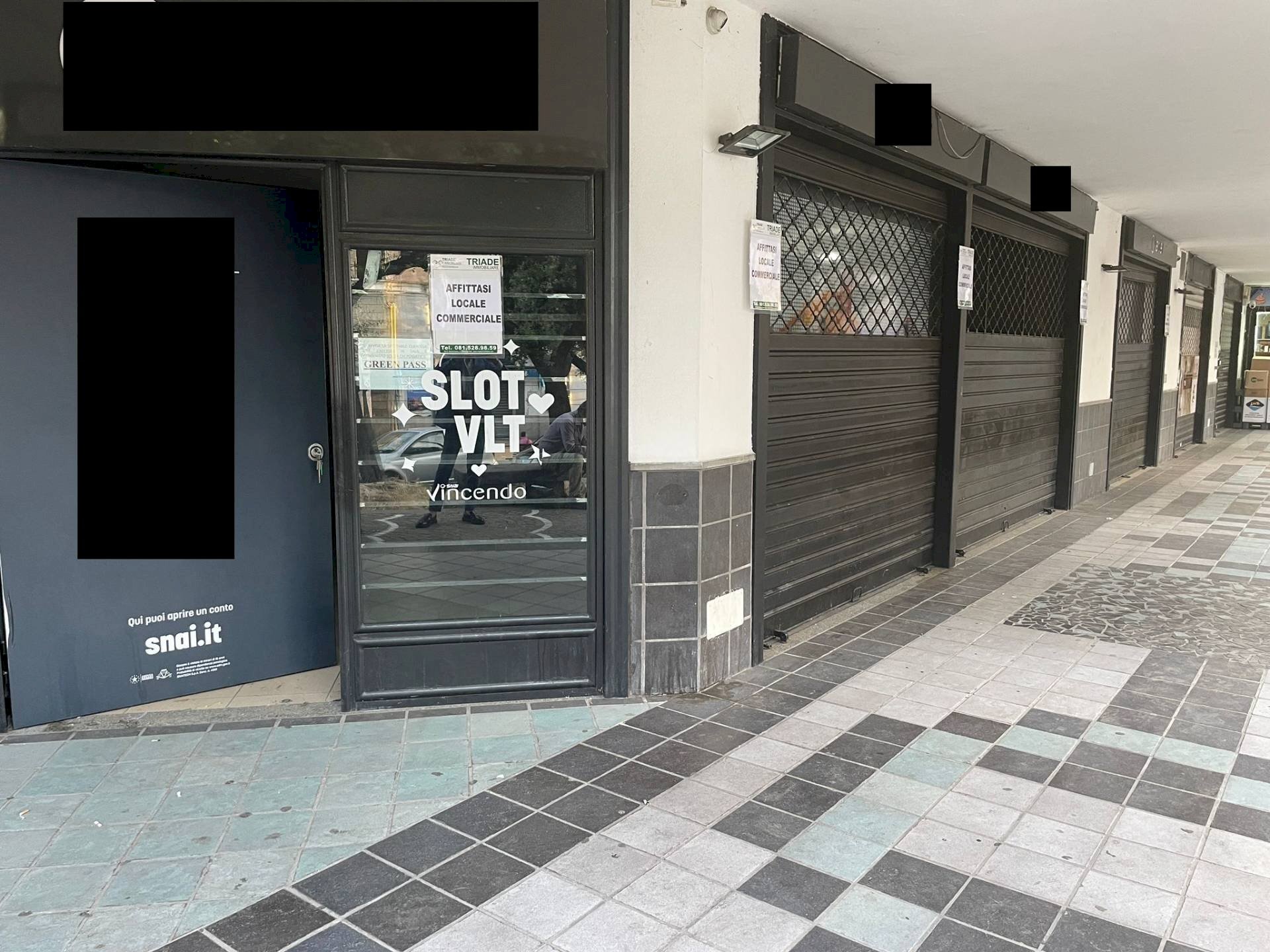 Foto 2 - Locale Commerciale Piazza duca d'aosta
 
9, Ottaviano - foto 2