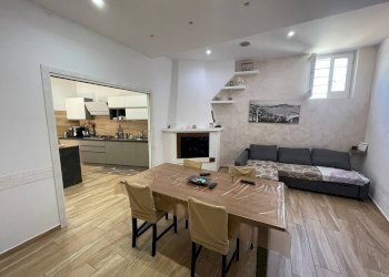 Foto 1 - Casa semi indipendente via Trecase
 
18, Ottaviano - foto 1