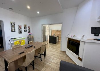 Foto 2 - Casa semi indipendente via Trecase
 
18, Ottaviano - foto 2