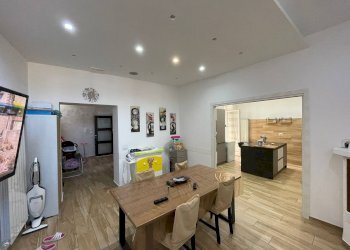 Foto 3 - Casa semi indipendente via Trecase
 
18, Ottaviano - foto 3