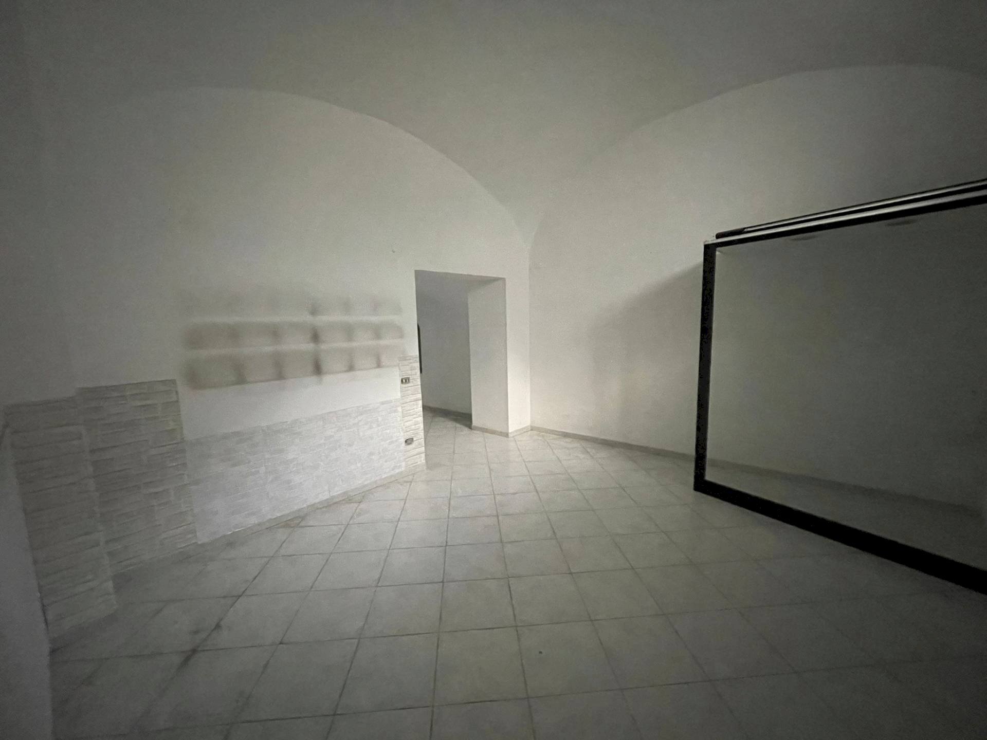 Foto 2 - Locale Commerciale Via Roma
 
80, Ottaviano - foto 2