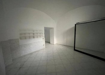 Foto 2 - Locale Commerciale Via Roma
 
80, Ottaviano - foto 2