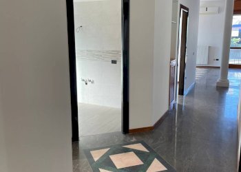 Foto 2 - Appartamento Via Luigi Palmieri
 
10, Ottaviano - foto 2