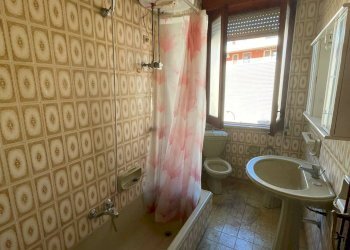 Foto 2 - Quadrilocale via vecchia sarno
 
1, Ottaviano - foto 2