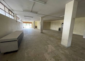 Foto 6 - Locale Commerciale via Sarno
 
18, Ottaviano - foto 6