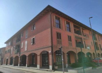 Foto 1 - Box VIA CARLO ROMANO'
 
2, Cesate - foto 1