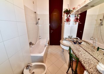 Foto 21 - Quadrilocale VIA GIACOMO LEOPARDI
 
18, Saronno - foto 21