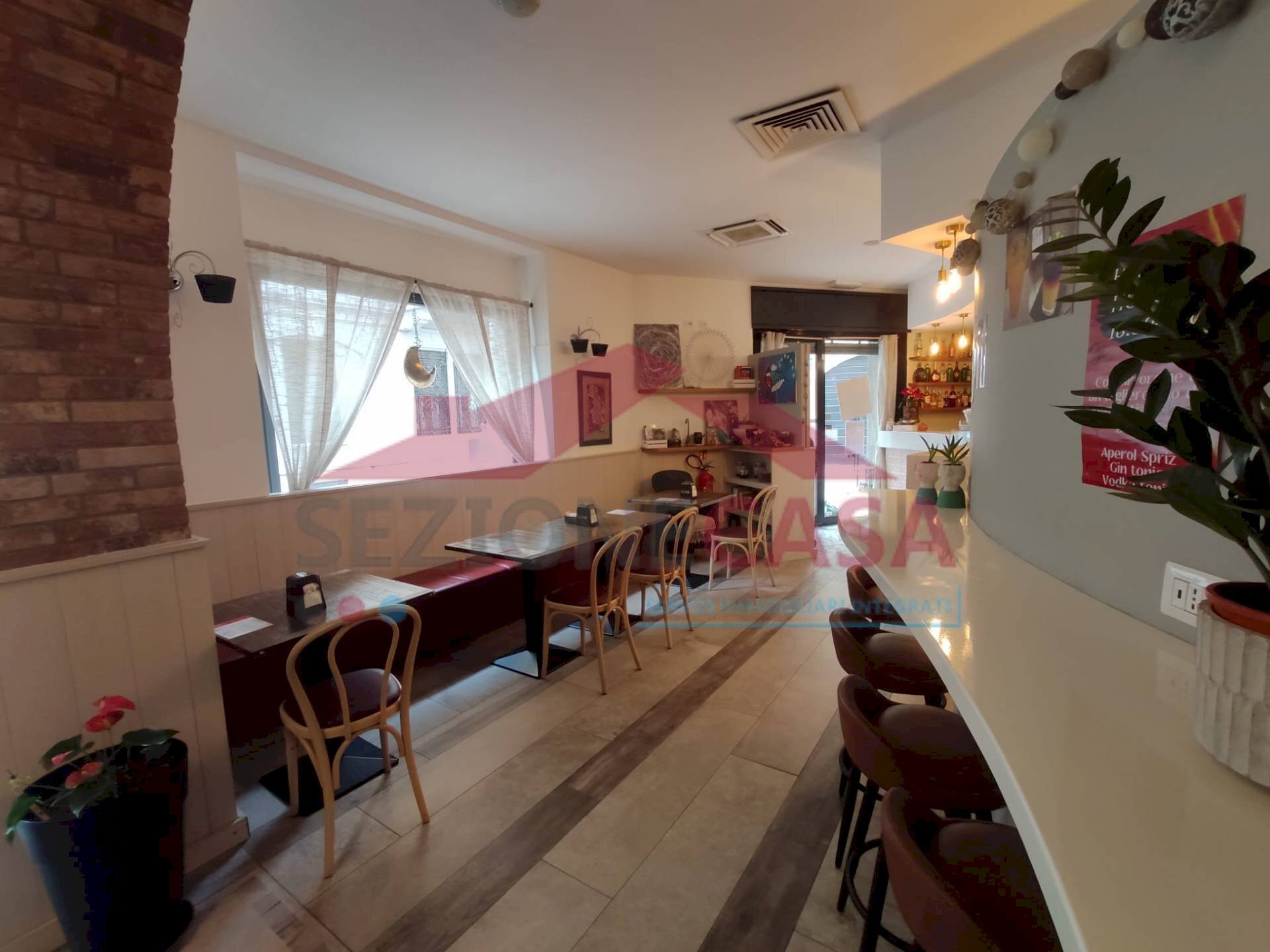 Foto 1 - Negozio LUIGI CARONNI
 
6, Saronno - foto 1