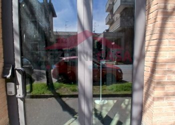 Foto 3 - Office CORSO ITALIA
 
54, Busto Arsizio - photo 3