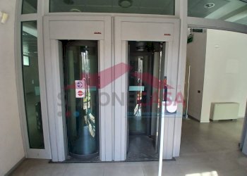 Foto 6 - Office CORSO ITALIA
 
54, Busto Arsizio - photo 6