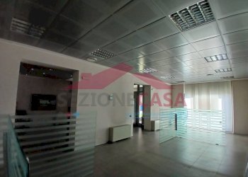 Foto 22 - Office CORSO ITALIA
 
54, Busto Arsizio - photo 22