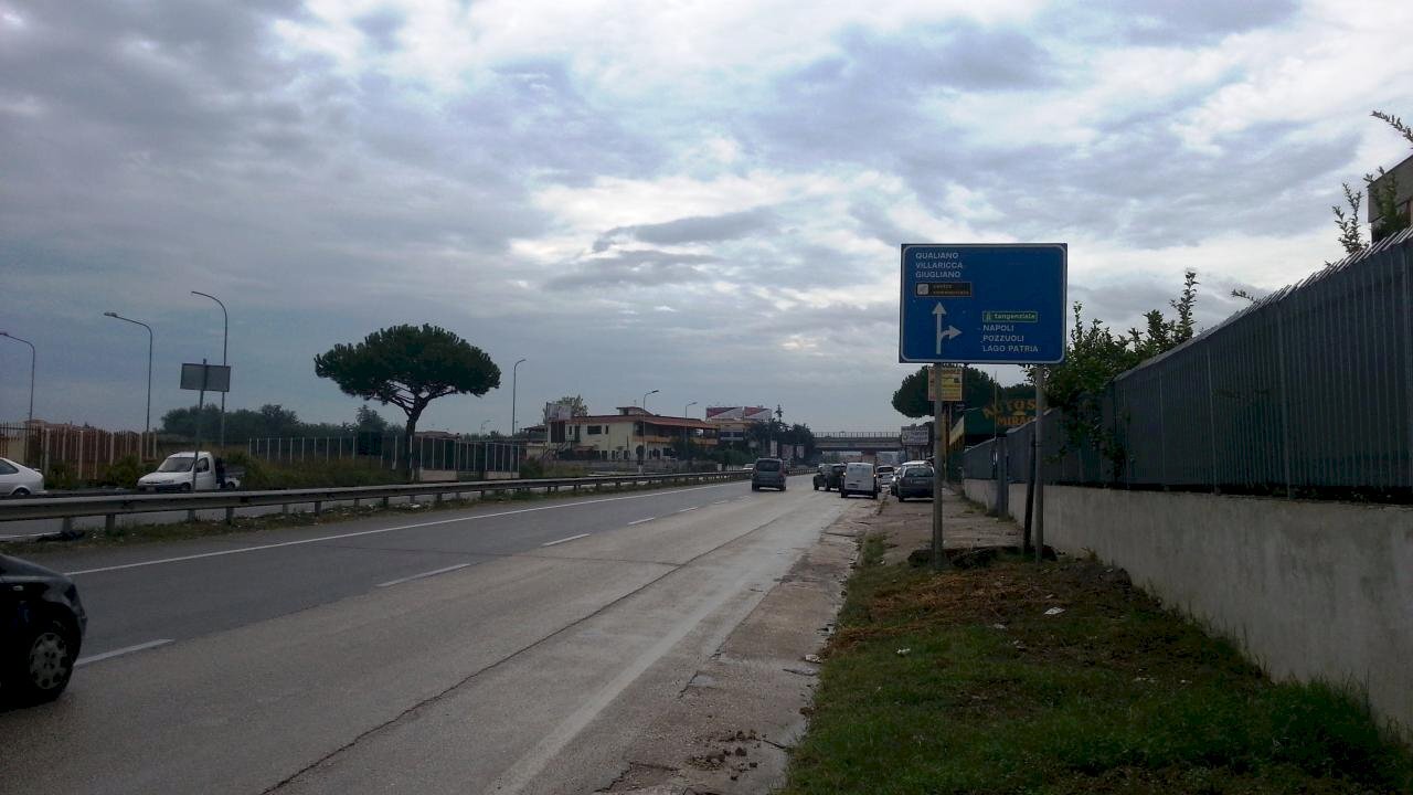 Foto 2 - Capannone via santa maria a cubito, Giugliano in Campania - foto 2