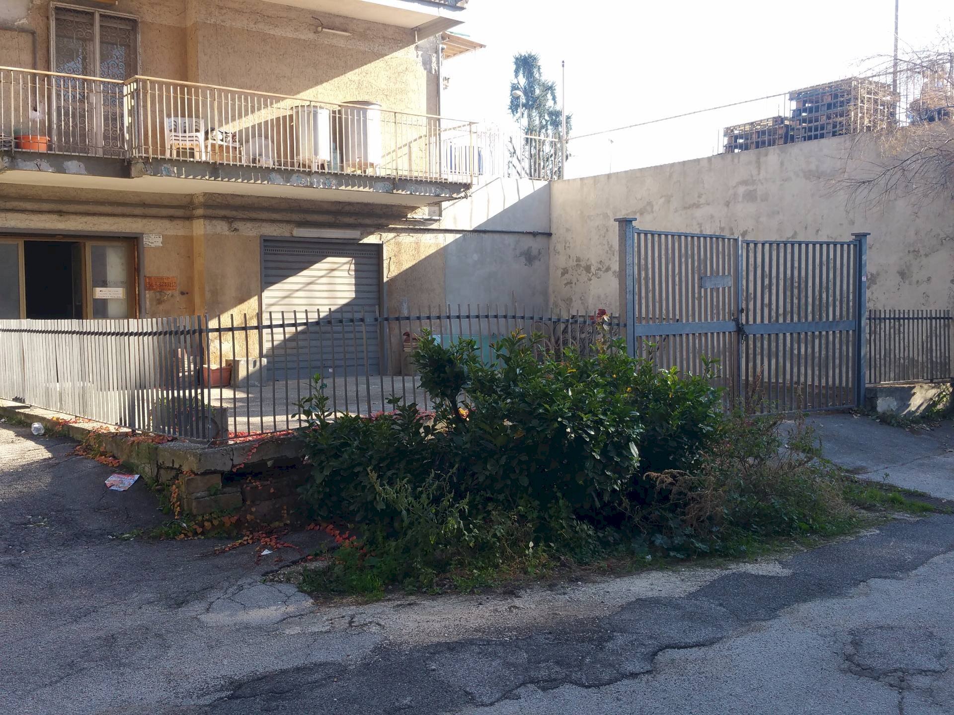 Foto 2 - Negozio via giorgio de falco, Quarto - foto 2