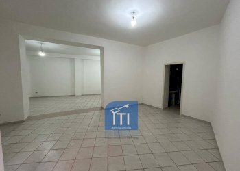 Foto 2 - Negozio Via Colonnello D. Morgera, Qualiano - foto 2