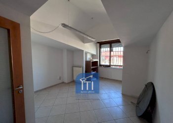 Foto 5 - Office Via Rosselli, Qualiano - photo 5