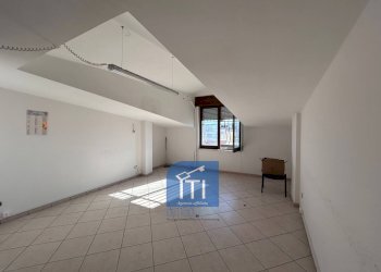 Foto 9 - Office Via Rosselli, Qualiano - photo 9