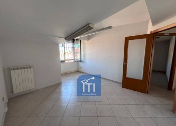 Foto 19 - Office Via Rosselli, Qualiano - photo 19