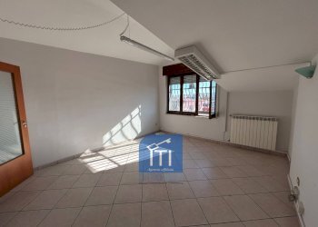 Foto 29 - Office Via Rosselli, Qualiano - photo 29