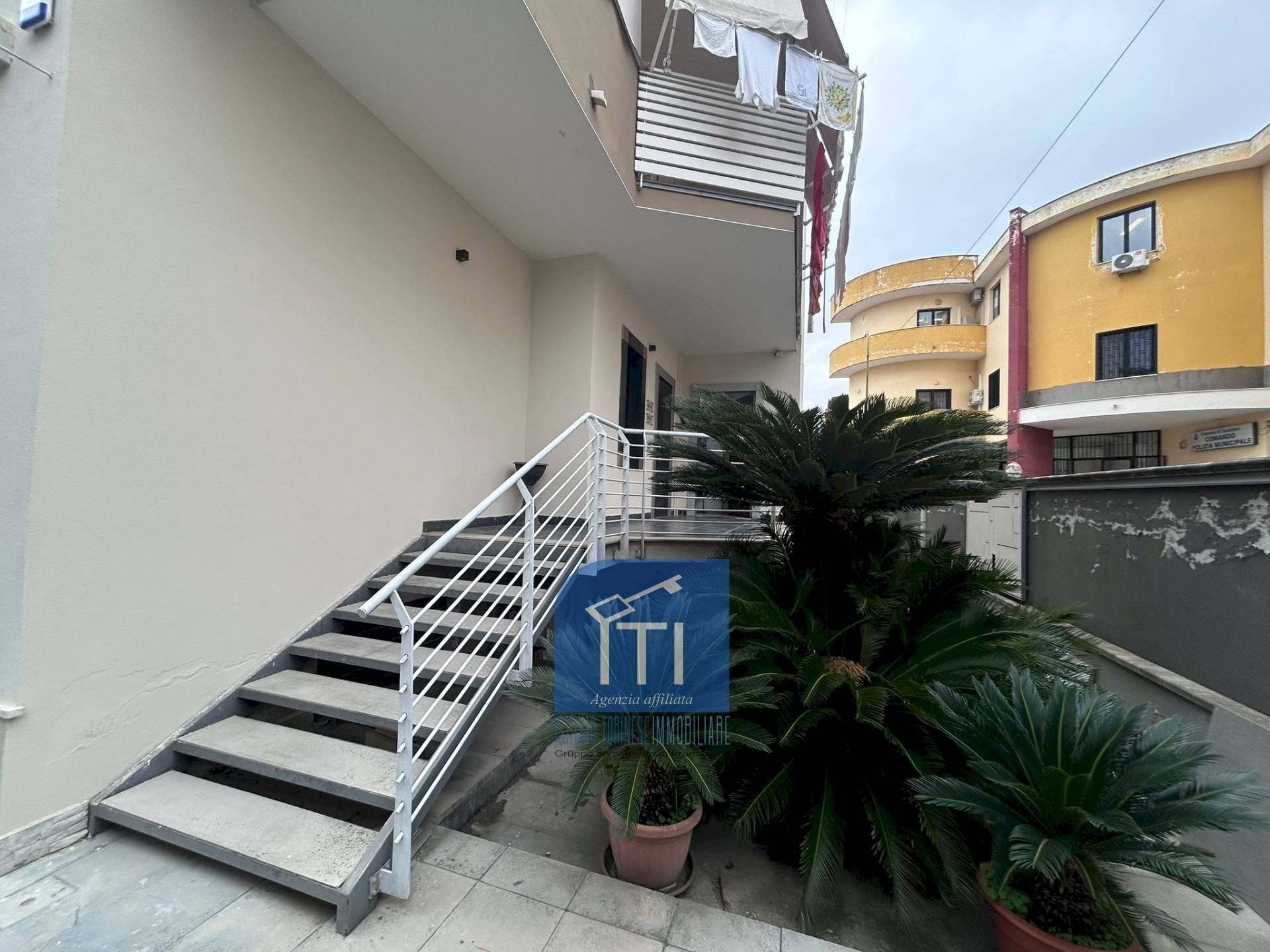 Foto 1 - Office Traversa di Via Rosselli, Qualiano - photo 1