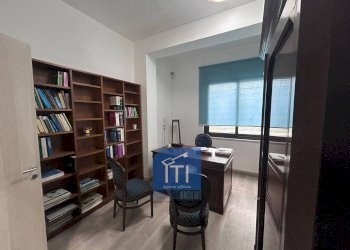 Foto 5 - Office Traversa di Via Rosselli, Qualiano - photo 5