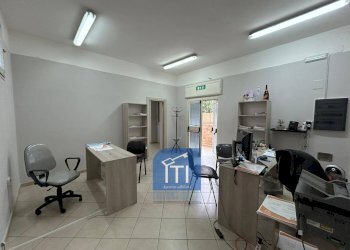 Foto 9 - Negozio Trav. Via Rosselli, Qualiano - foto 9