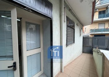 Foto 10 - Negozio Trav. Via Rosselli, Qualiano - foto 10