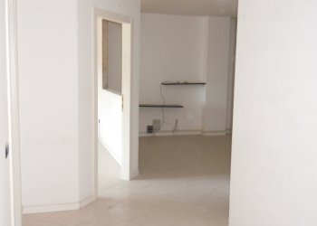 Foto 2 - Locale Commerciale Porto San Giorgio - foto 2