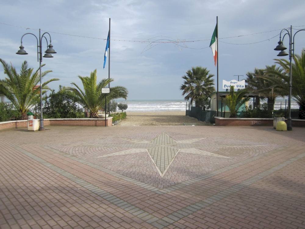 Foto 2 - Locale Commerciale Porto San Giorgio - foto 2