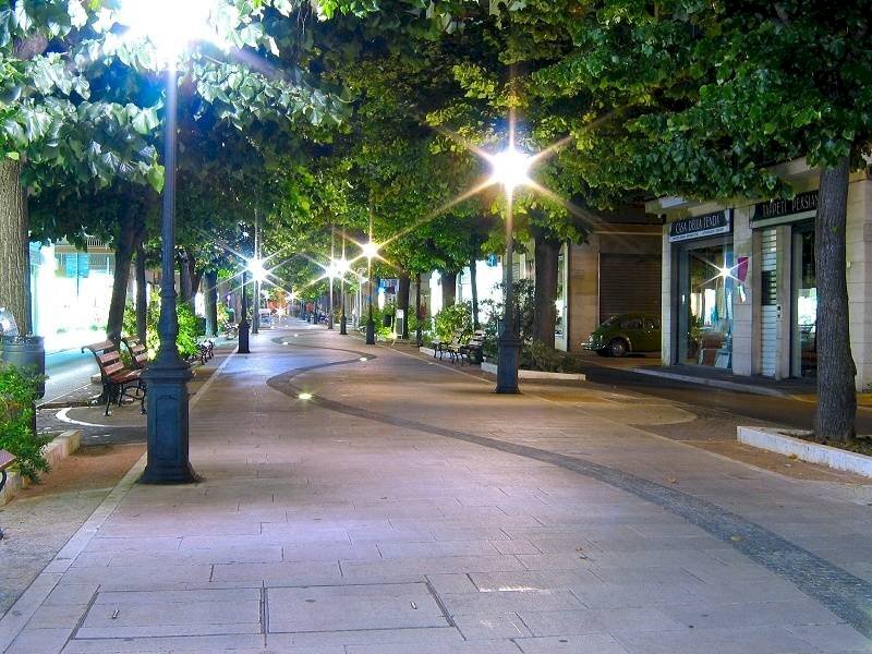 Foto 2 - Locale Commerciale Viale Don Minzoni
 
snc, Porto San Giorgio - foto 2