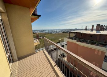 Foto 12 - Quadrilocale Lungomare Antonio Gramsci
 
snc, Porto San Giorgio - foto 12