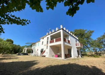 Foto 2 - Casa indipendente Contrada Madonna Bruna
 
snc, Lapedona - foto 2