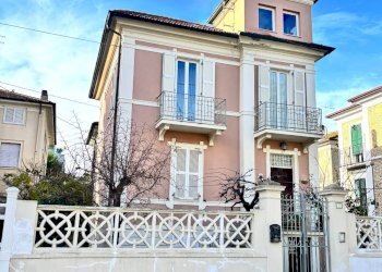 Foto 2 - Villa Via Lungomare Gramsci
 
snc, Porto San Giorgio - foto 2